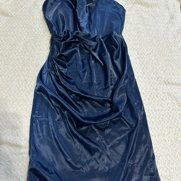 Elegant Navy Blue Strapless Dress - Picture 1 of 4